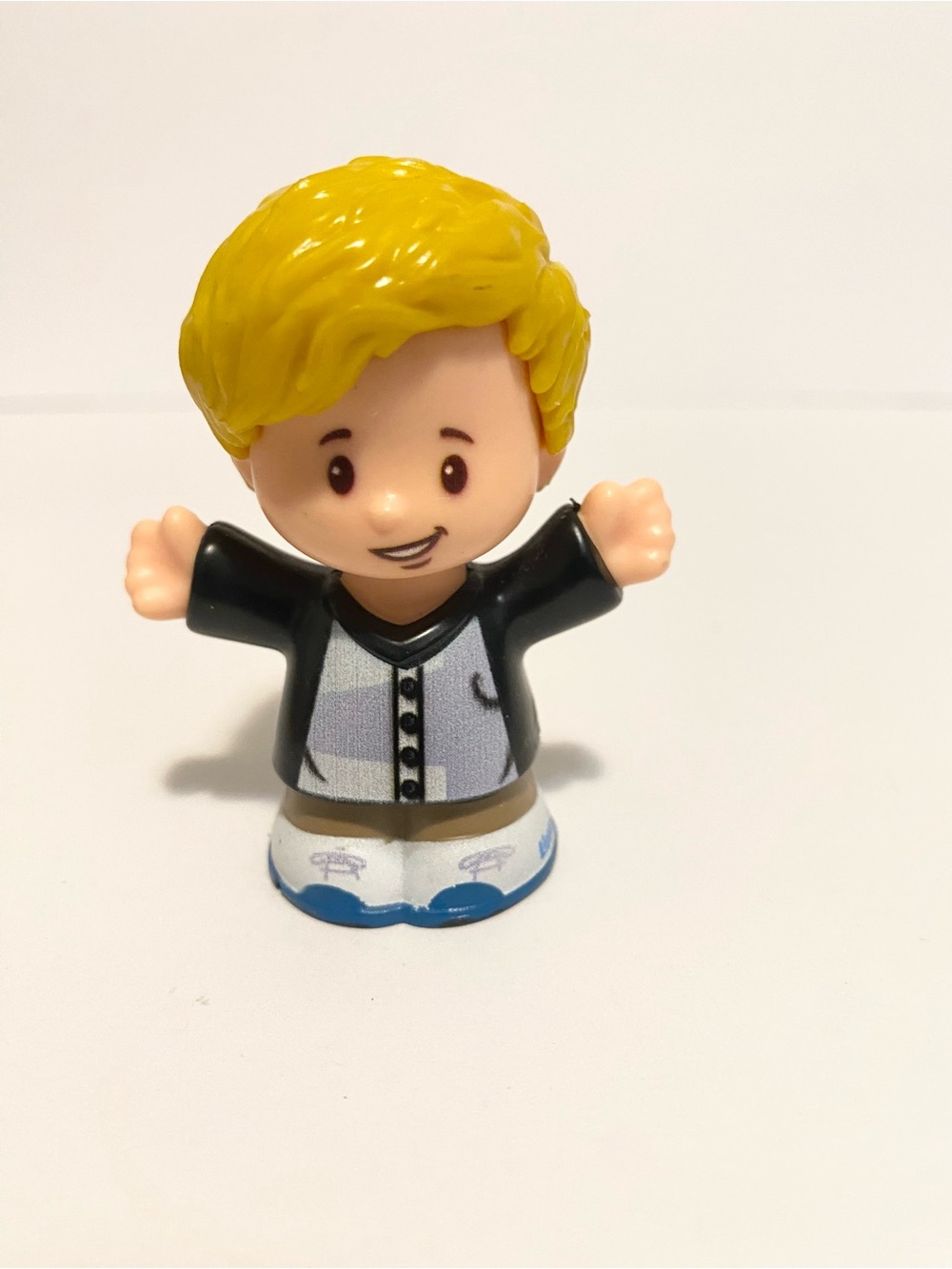 Little People Blonde Dad Big Helpers Dollhouse Figure Fisher Price Toy 4/$20 🛑